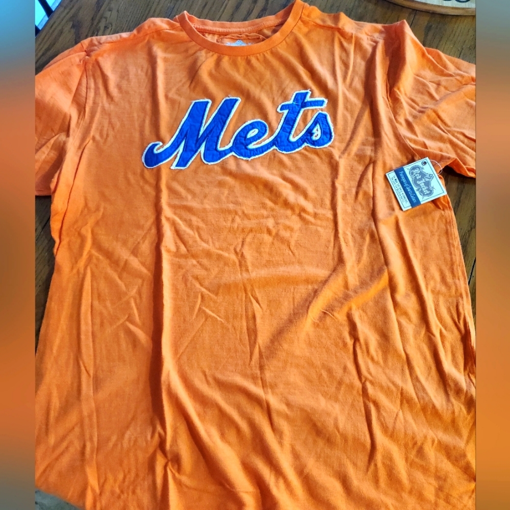 Mets Red Jacket T-shirt